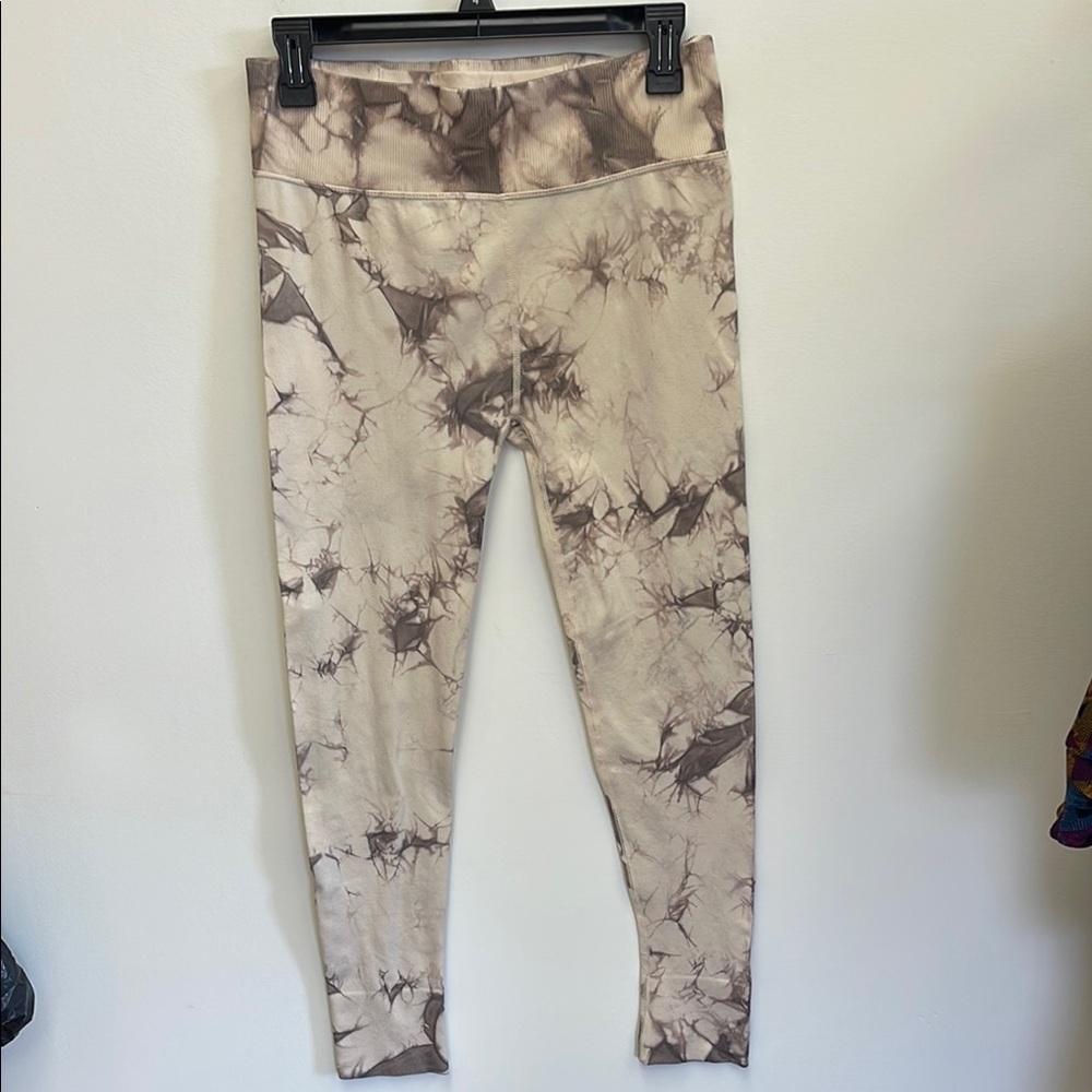Harmony Balance Marble Patterned Leggings size large